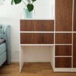 Furniture Custom vs Furniture Massal: Mana yang Lebih Unggul untuk Rumah Anda?