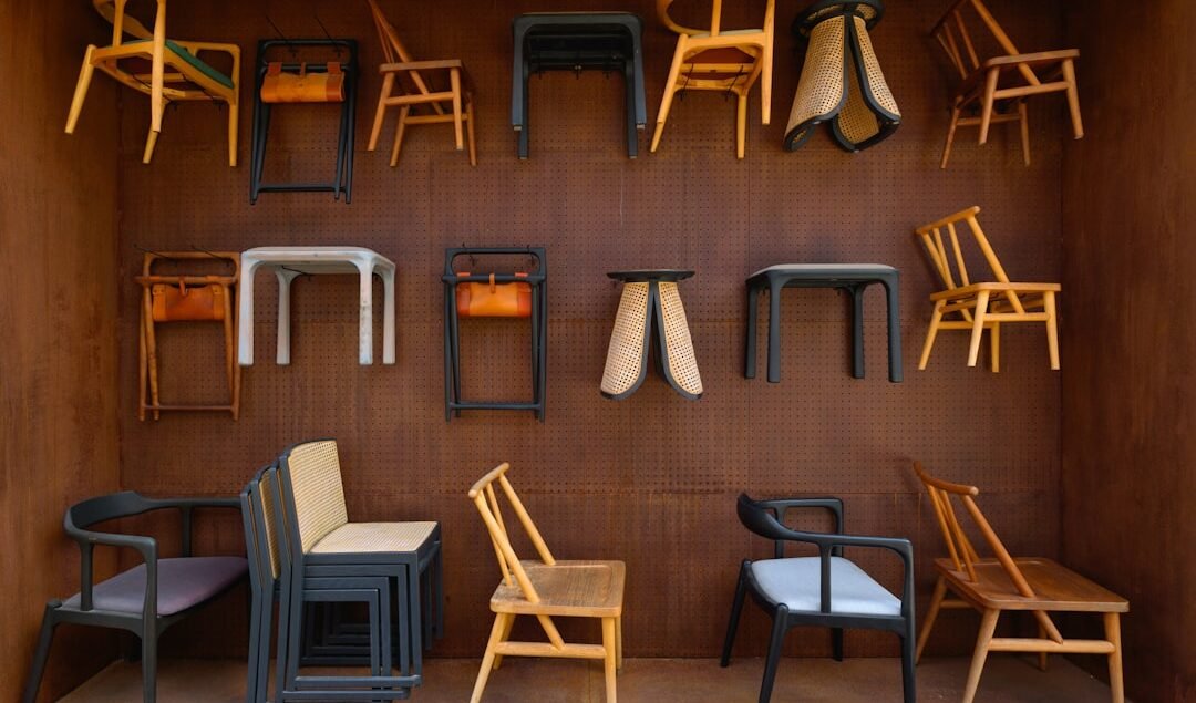 perbedaan furniture custom dan furniture ready to wear