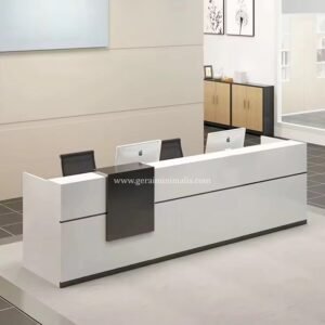 Meja Penerimaan Tamu Kantor Putih Minimalis Modern 2 Staff