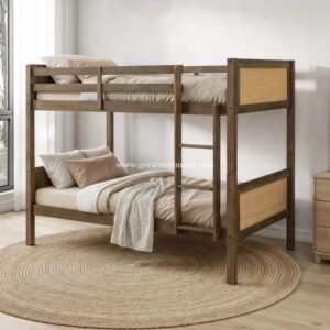 Ranjang Tingkat Kayu dengan Panel Rotan untuk Kamar Anak