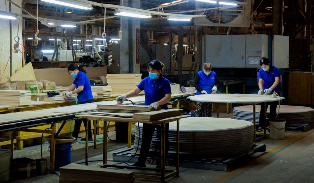 berapa lama waktu pembuatan furniture custom biasanya?