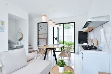 Cara Menentukan Layout Furniture Ruang Makan Berdasarkan Luas Ruangan
