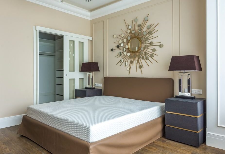 Furniture Custom Kamar Tidur: Lemari, Tempat Tidur dan Meja Rias