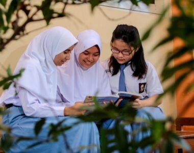 Cara Memilih Meja Belajar Anak Berdasarkan Usia dan Kebutuhan