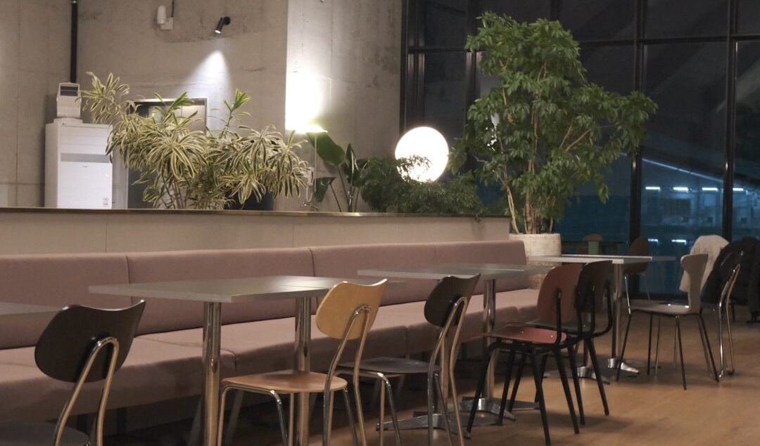 Furniture Cafe Yang Viral Di Media Sosial Sekarang