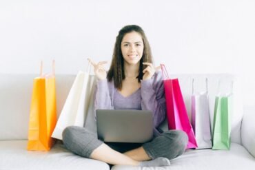 Perbandingan Harga Sofa Antara Toko Offline Dan Online