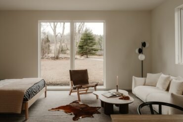 Sofa Minimalis Untuk Studio Apartment Yang Ideal